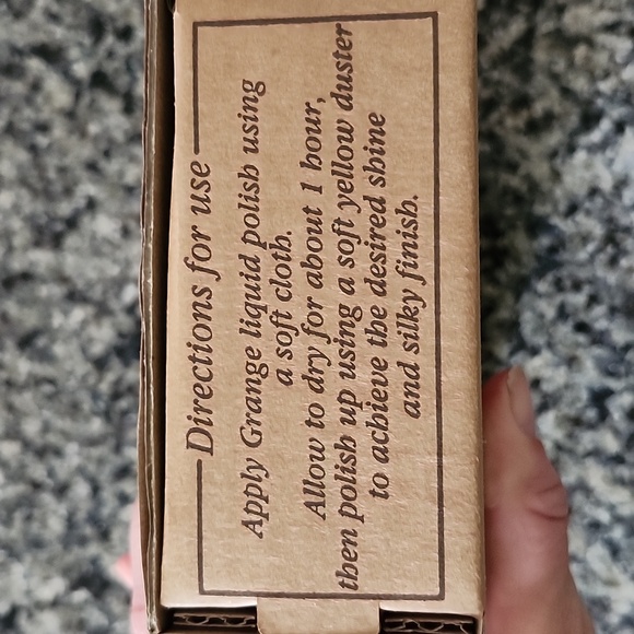 Old Fashioned Liquid Wax for Antiques - Picture 3 of 3